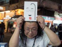 Face-o-mat portrait - Tobias Gutmann, 2017, ink on paper, Art Central, Hong Kong Tobias Gutmann - Face-o-mat / Sai Bot