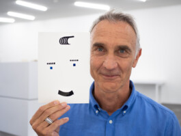 Face-o-mat portrait - Tobias Gutmann, 2018, ink on paper, Kunsthaus Grenchen Tobias Gutmann - Face-o-mat / Sai Bot