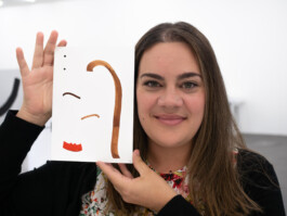 Face-o-mat, Tobias Gutmann, Kunsthaus Grenchen, 2018 Tobias Gutmann - Face-o-mat / Sai Bot