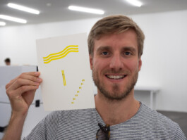 Face-o-mat portrait - Tobias Gutmann, 2018, ink on paper, Kunsthaus Grenchen Tobias Gutmann - Face-o-mat / Sai Bot