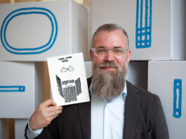 Face-o-mat portrait - Tobias Gutmann, 2019, ink on paper, Hamburg Tobias Gutmann - Face-o-mat / Sai Bot