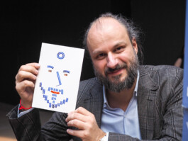 Face-o-mat portrait - Tobias Gutmann, 2017, ink on paper, Munich Tobias Gutmann - Face-o-mat / Sai Bot