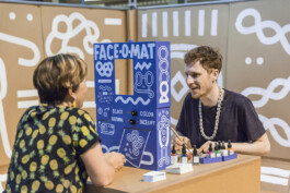 Tobias Gutmann - Face-o-mat / Sai Bot