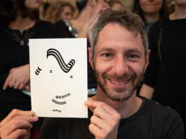  Tobias Gutmann - Face-o-mat / Sai Bot