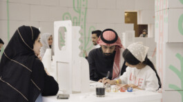 Tobias Gutmann - Face-o-mat / Sai Bot